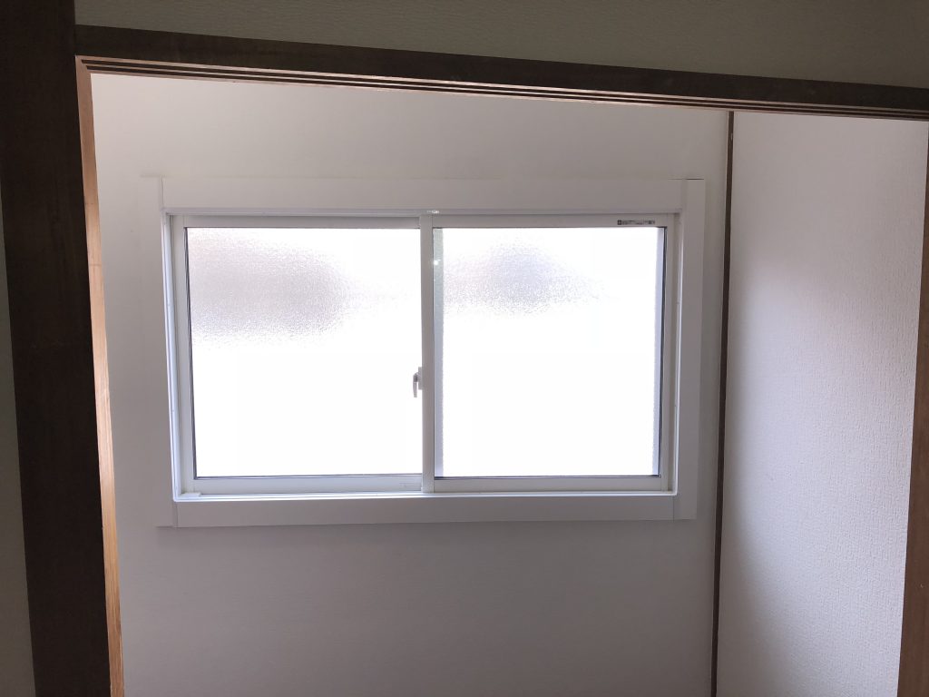 窓取り替え工事　カバー工法